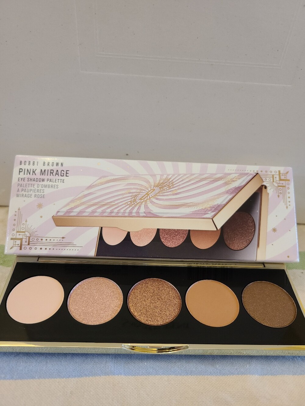Bobbi Brown Pink Mirage Eyeshadow Palette – Pink, Rose, Bronze & Cream Shades